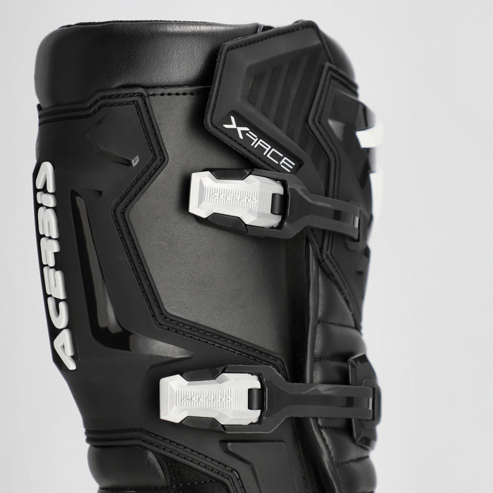 Buty Acerbis X-Race z ukrytym zawiasem 